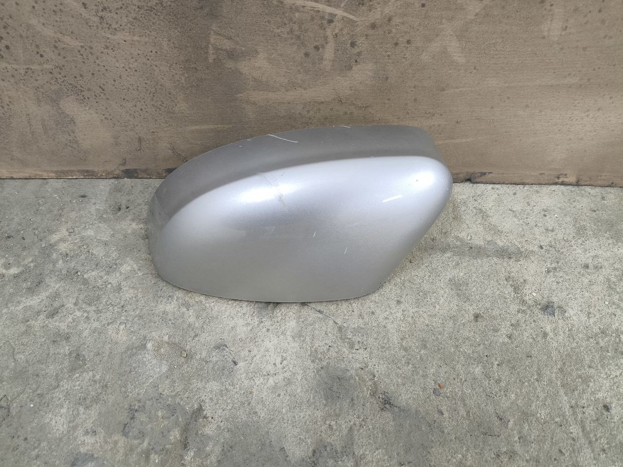 Накладка на ліве дзеркало